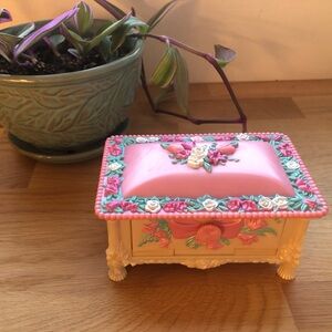 COPY - Vintage 1993 Kenner Fairywinkles Cozy Keepsakes Jewelry Box [2]